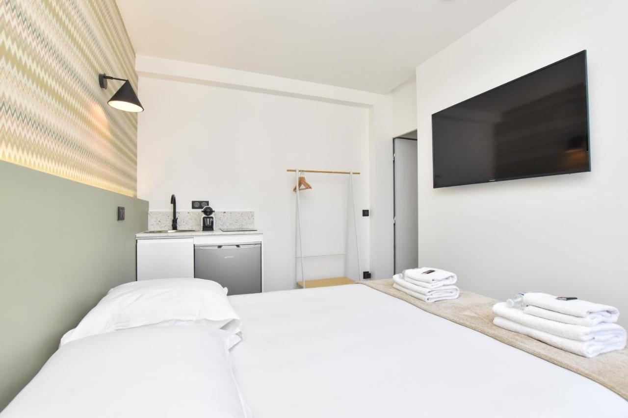 Cosy Bedroom Near Tour Eiffel Champs De Mars Париж Екстериор снимка